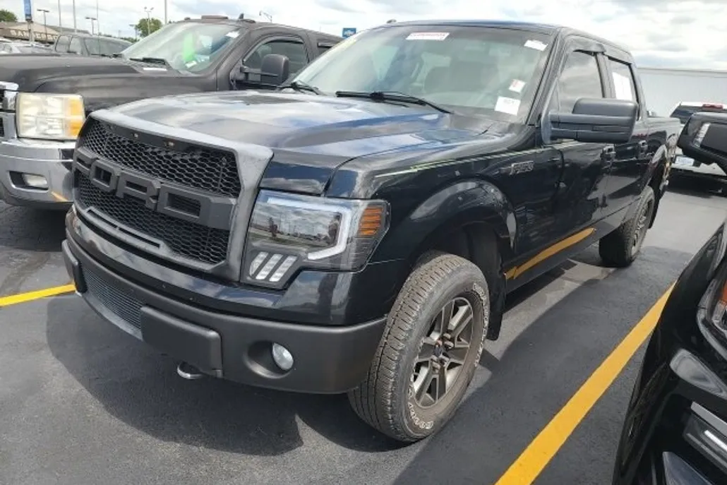 2011 Ford F-150 XLT photo 1