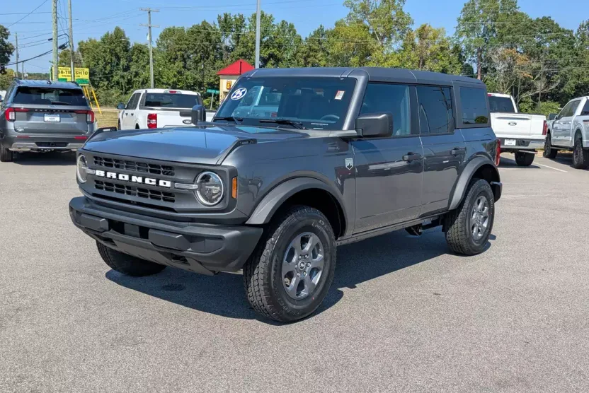 2025 Ford Bronco Big Bend photo 1