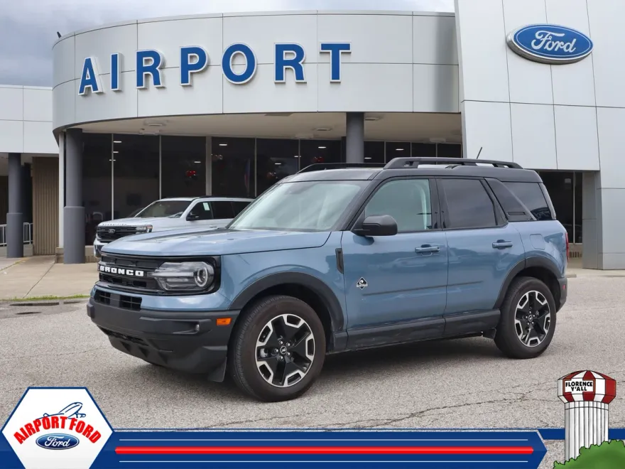 2024 Ford Bronco Sport Outer Banks photo 1
