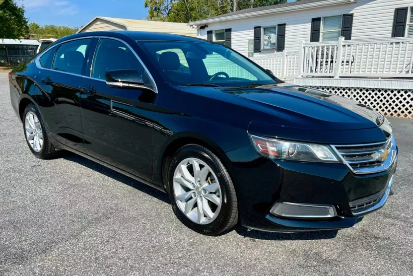 2016 Chevrolet Impala 1LT photo 1