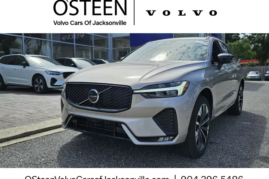 2026 Volvo XC60 B5 Plus photo 1