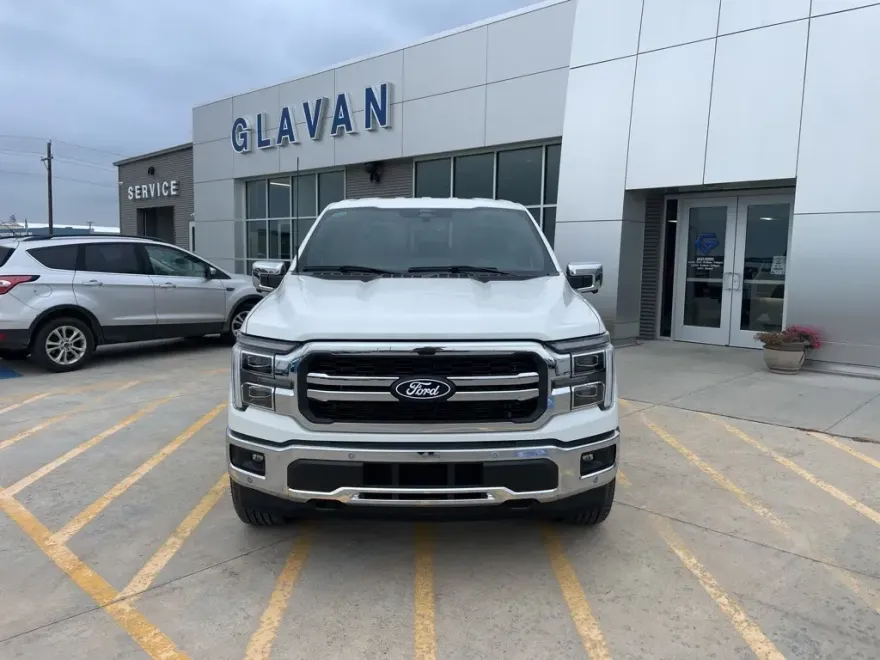 2025 Ford F-150 Lariat photo 1