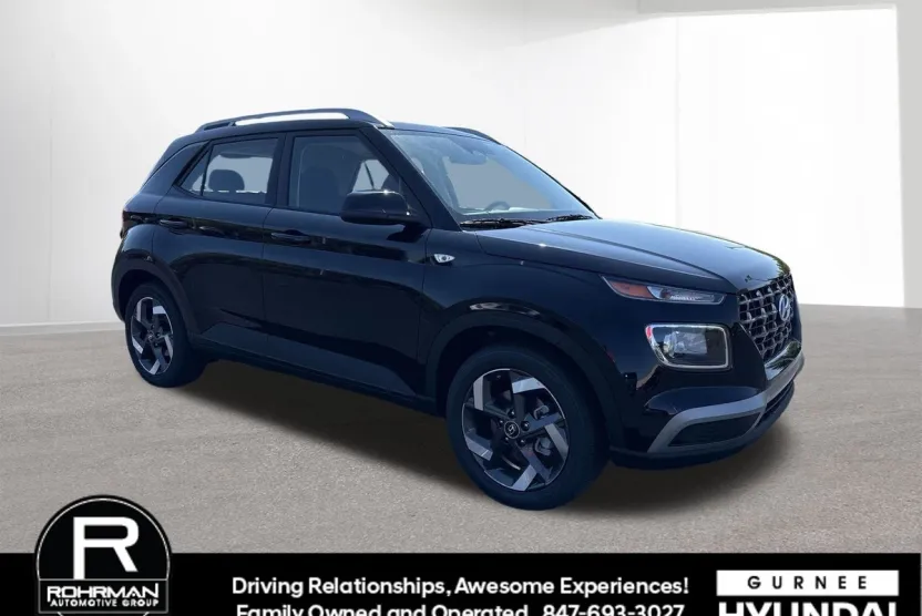 2025 Hyundai Venue SEL photo 1
