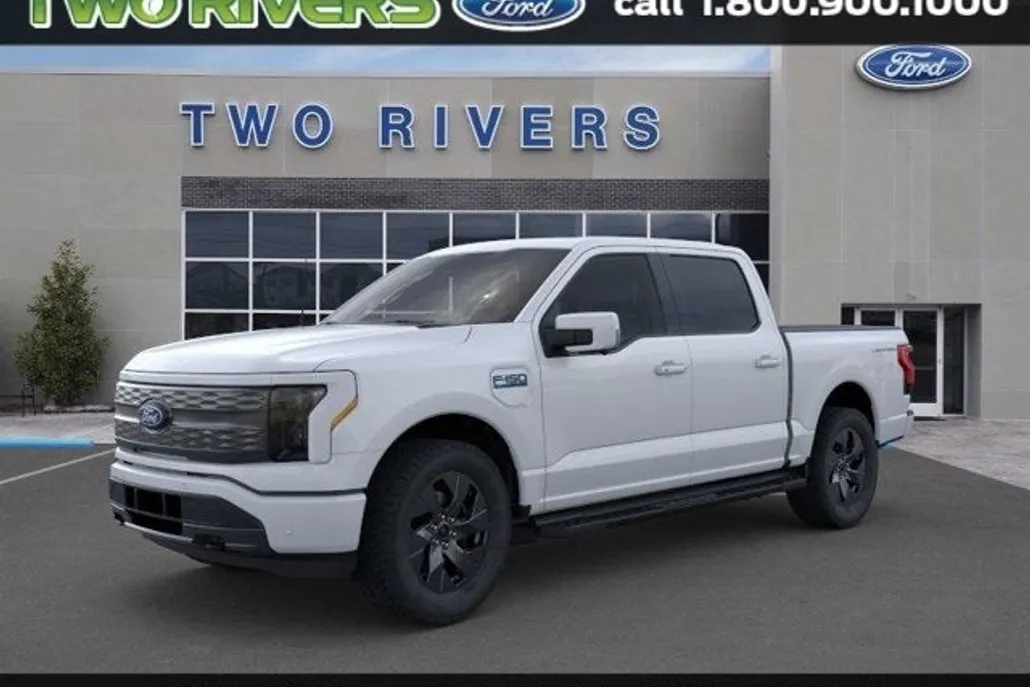 2025 Ford F-150 Lightning Lariat photo 1