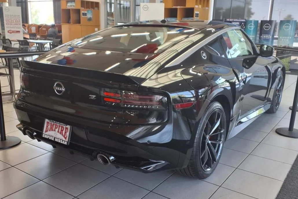 2025 Nissan Z Performance photo 1