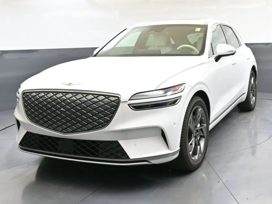 2025 Genesis Electrified GV70 Prestige photo 1