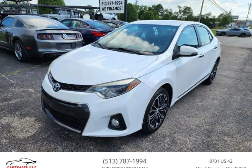 2016 Toyota Corolla Plus photo 1