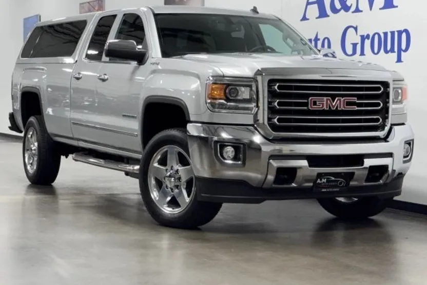 2015 Gmc Sierra 2500 HD SLT photo 1