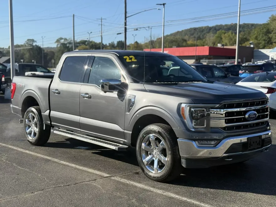 2022 Ford F-150 Lariat photo 1