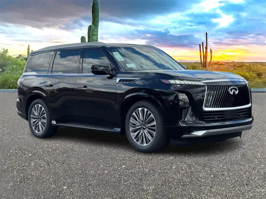 2025 Infiniti QX80 Luxe photo 1