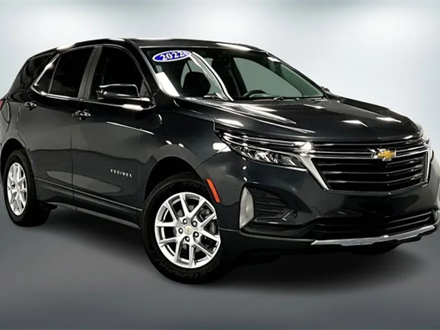 2022 Chevrolet Equinox LT photo 1
