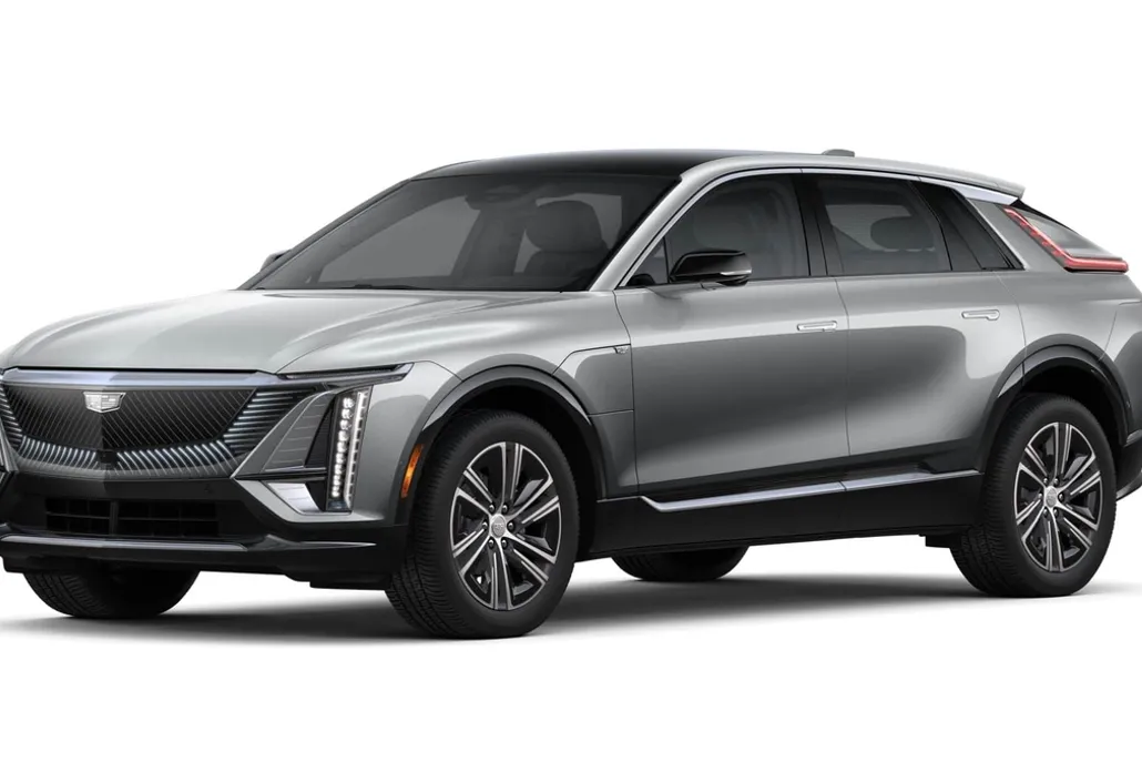 2025 Cadillac Lyriq Luxury photo 1