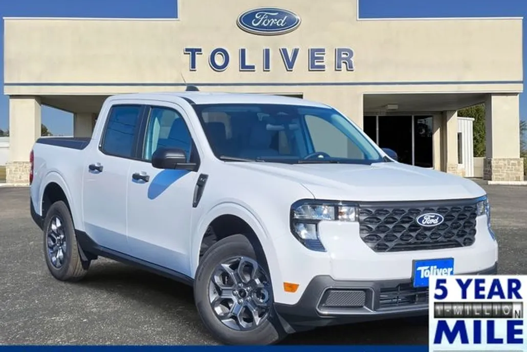 2025 Ford Maverick XLT photo 1