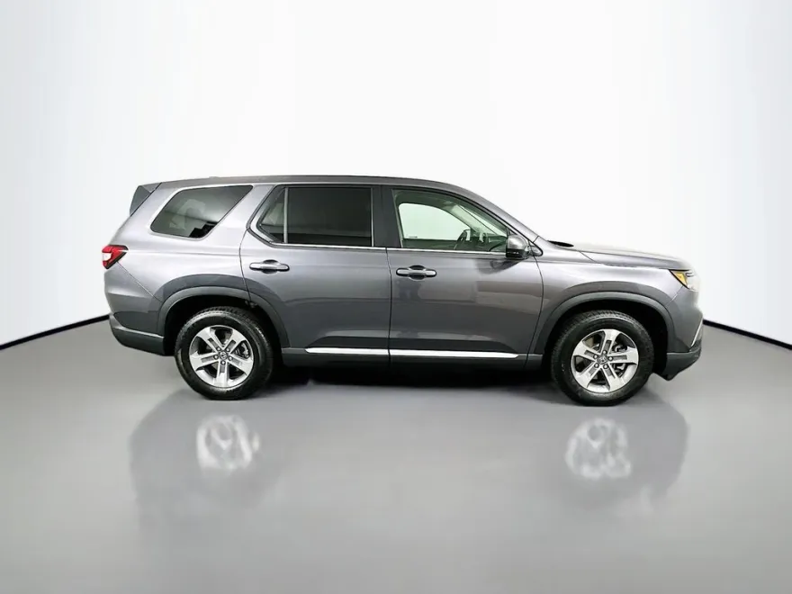 2025 Honda Pilot EX-L photo 1