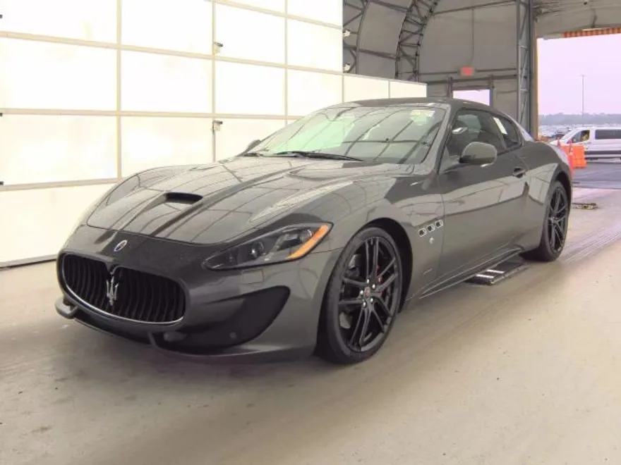 2017 Maserati Granturismo Sport photo 1