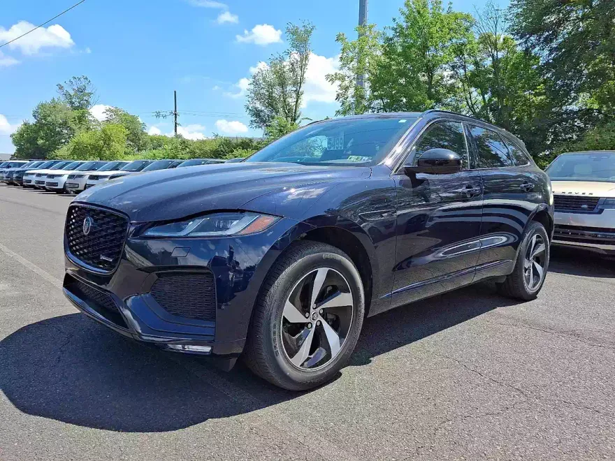 2025 Jaguar F-PACE R-Dynamic S P250 photo 1