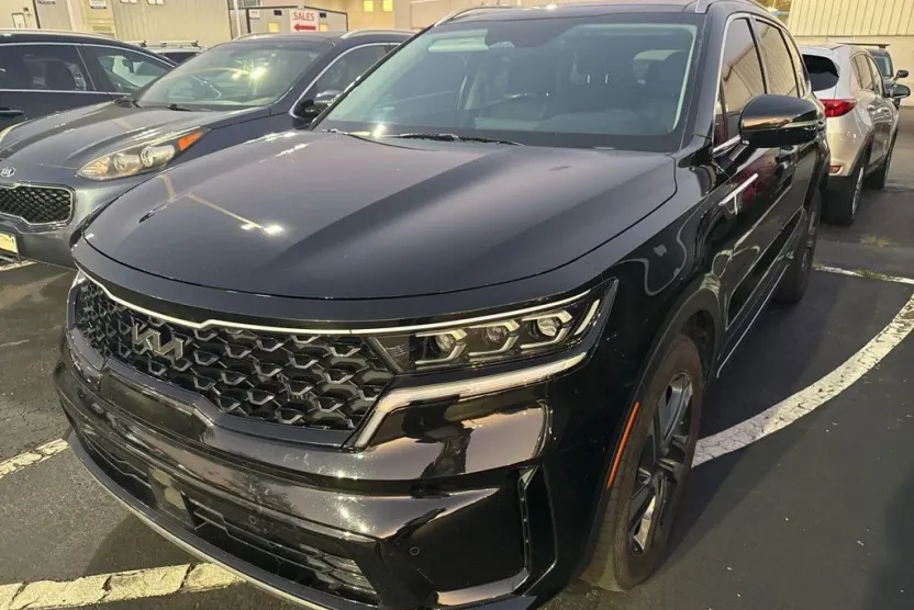 2022 Kia Sorento Plug-In Hybrid SX photo 1