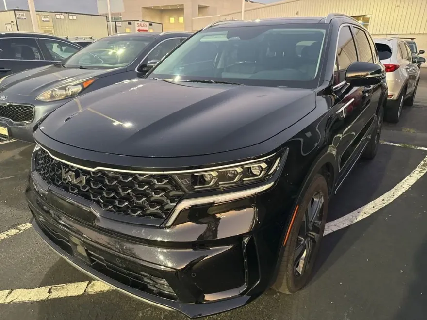 2022 Kia Sorento Plug-In Hybrid SX photo 1