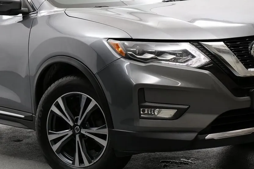 2018 Nissan Rogue SL photo 1