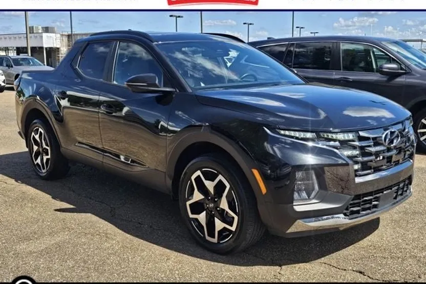 2024 Hyundai Santa Cruz Limited photo 1