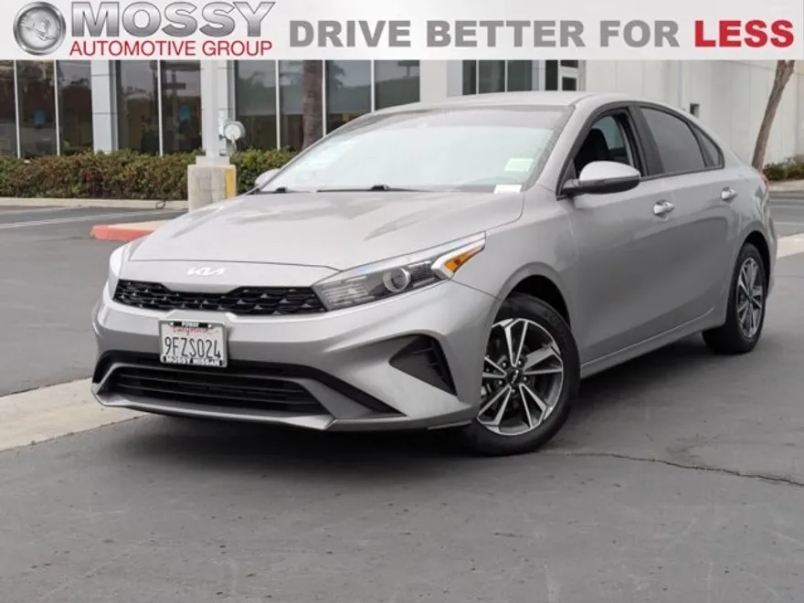 2023 Kia Sportage X-Line photo 1