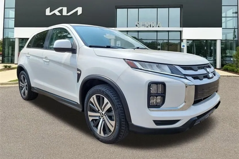 2021 Mitsubishi Outlander Sport ES photo 1