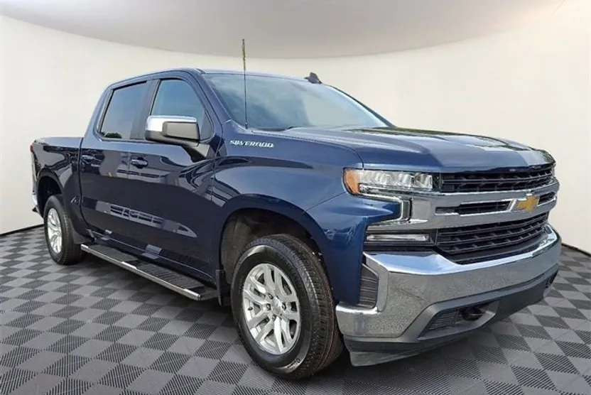 2022 Chevrolet Silverado 1500 LT photo 1