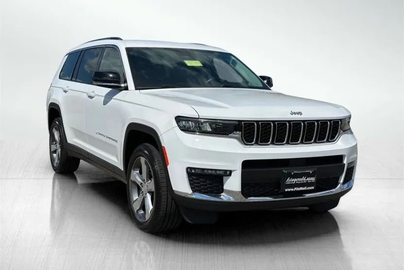 2022 Jeep Grand Cherokee Limited photo 1