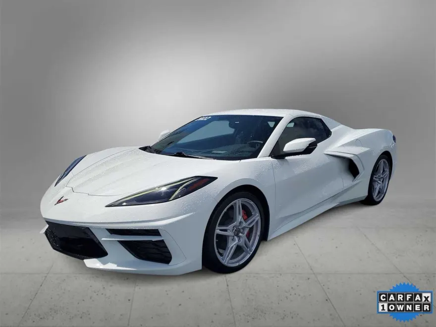 2022 Chevrolet Corvette 2LT Convertible photo 1