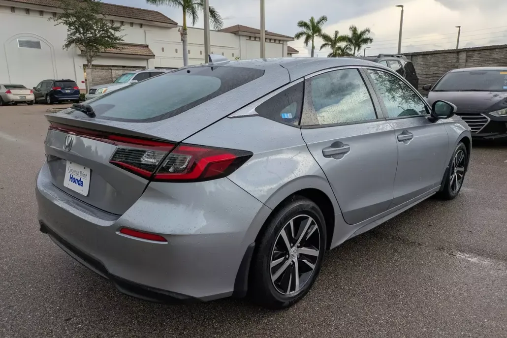 2023 Honda Civic Hatchback LX photo 1
