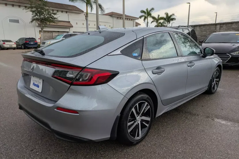 2023 Honda Civic Hatchback LX photo 1