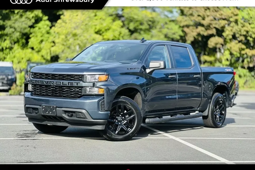 2022 Chevrolet Silverado 1500 Custom photo 1