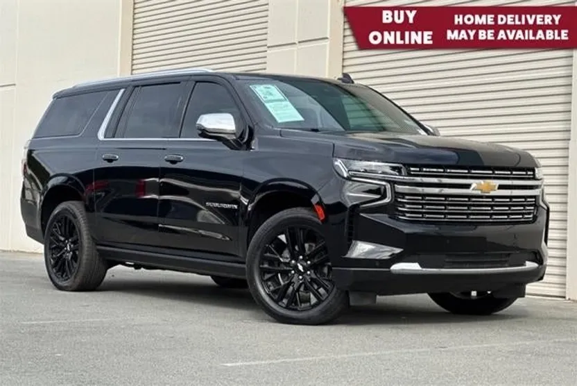 2024 Chevrolet Suburban Premier photo 1