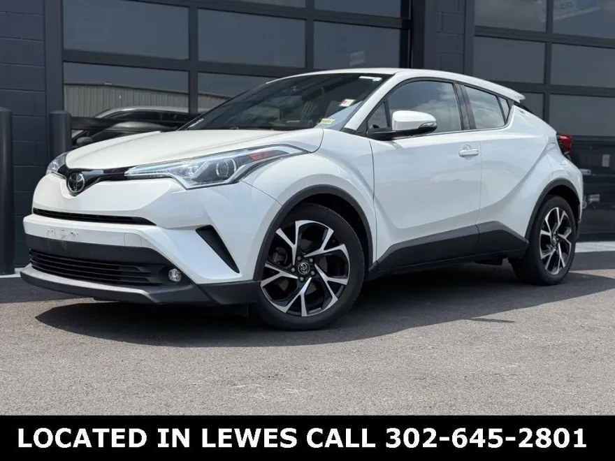 2019 Toyota C-HR XLE Limited photo 1