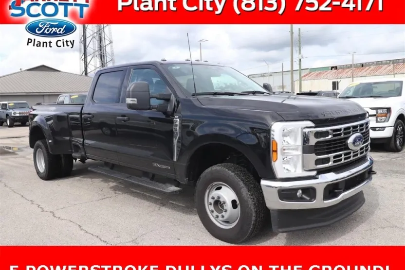 2024 Ford F-350 XLT photo 1