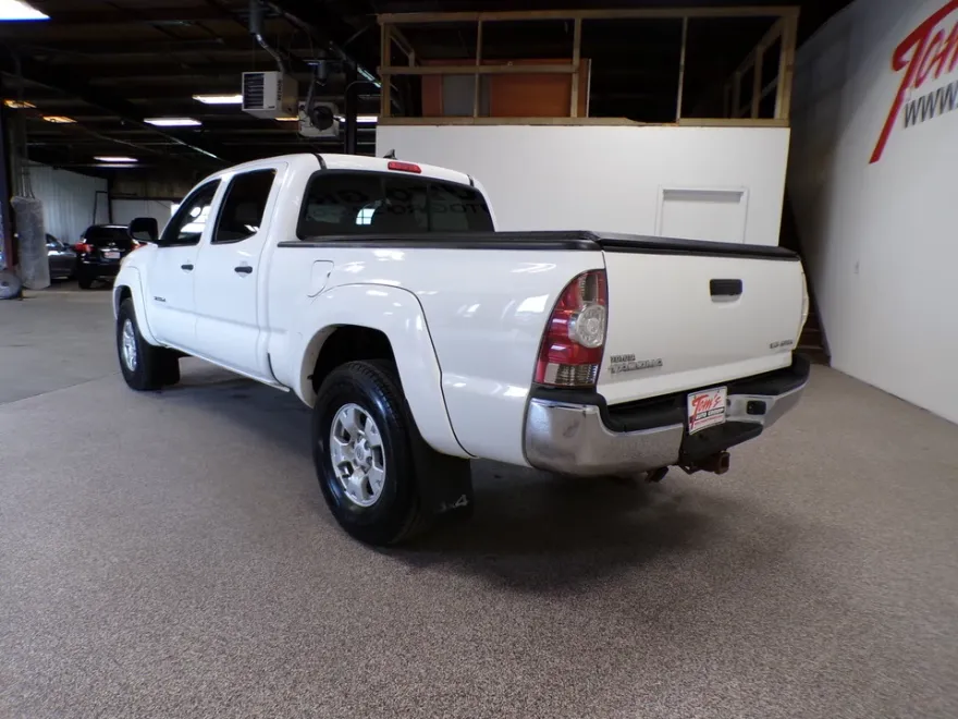 2014 Toyota Tacoma photo 1