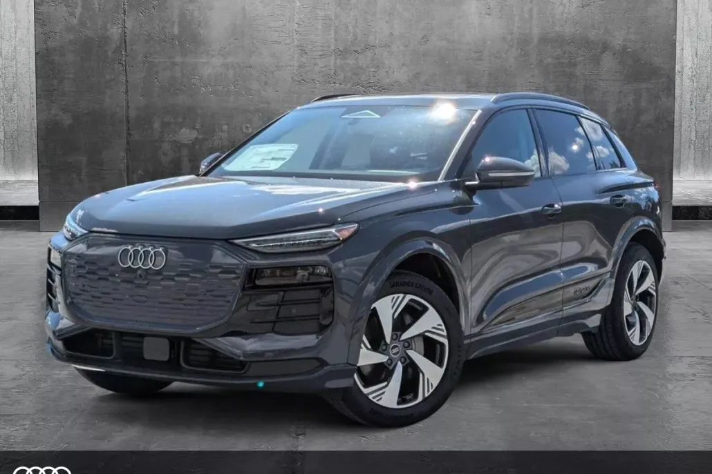 2025 Audi Q6 E-tron Premium Plus photo 1