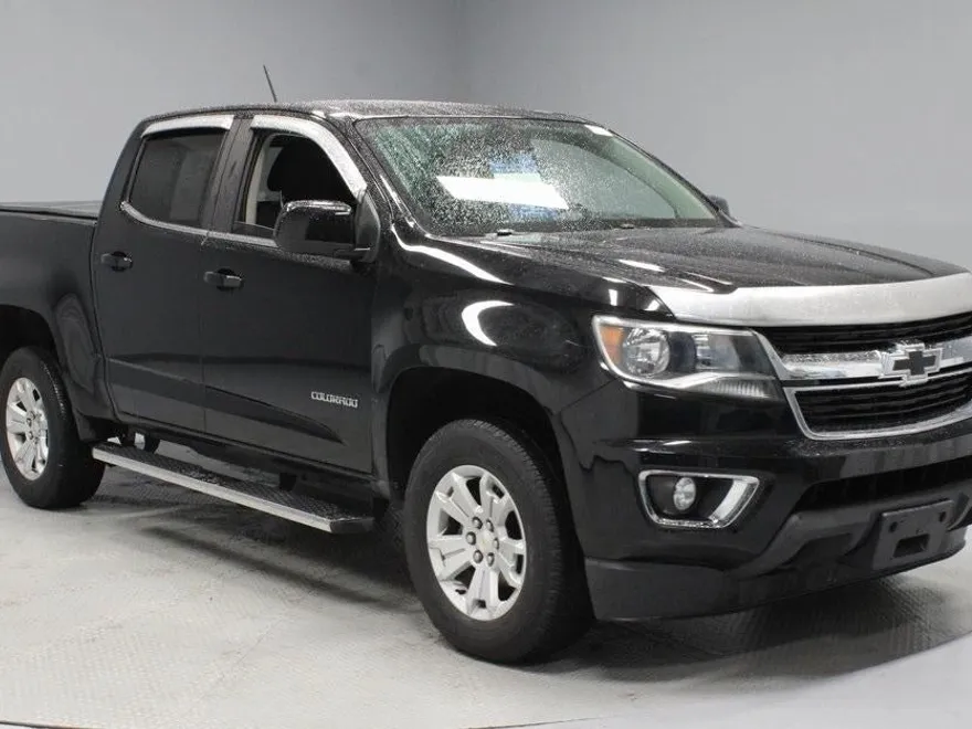 2017 Chevrolet Colorado LT photo 1
