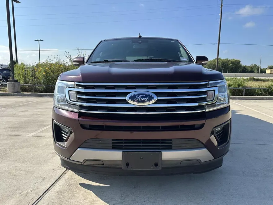 2020 Ford Expedition XLT photo 1