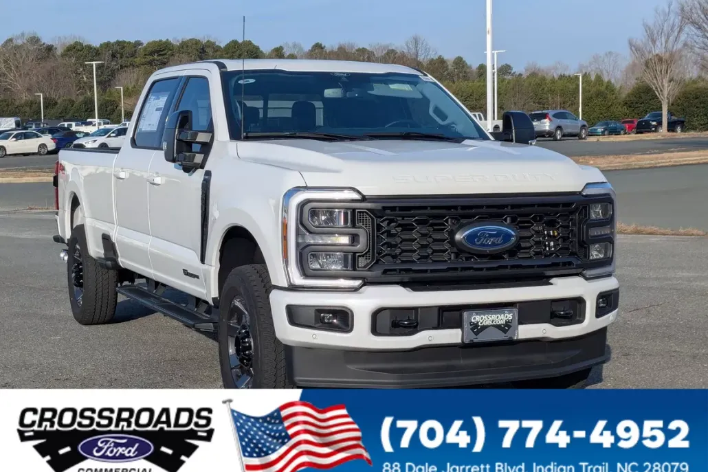 2024 Ford F-350 Lariat photo 1