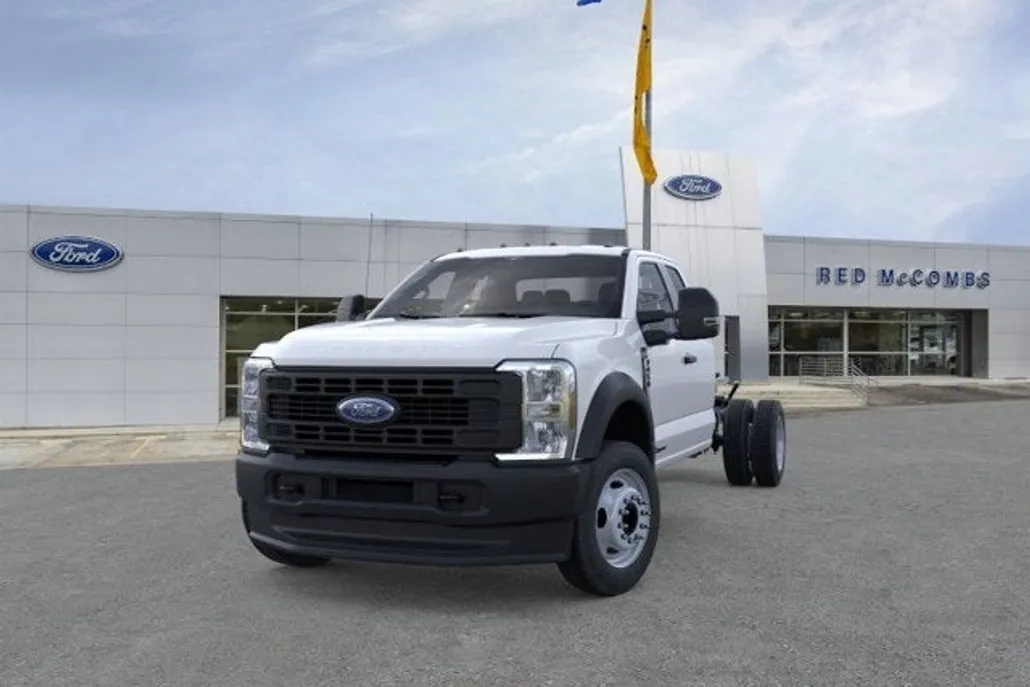 2025 Ford F-450 XL photo 1