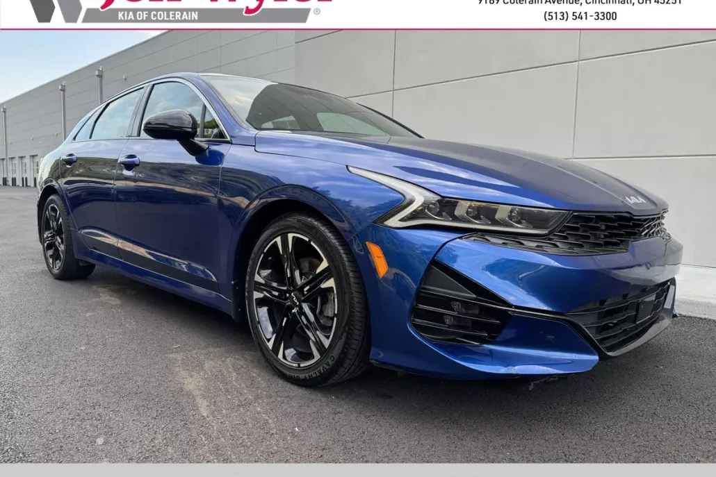 2022 Kia K5 GT-Line photo 1