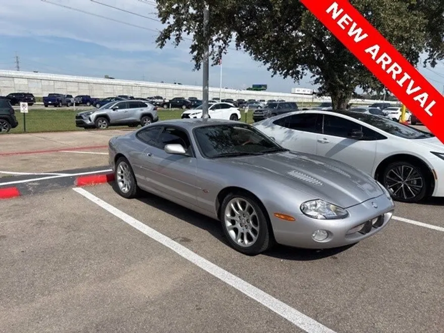 2001 Jaguar XK XKR photo 1