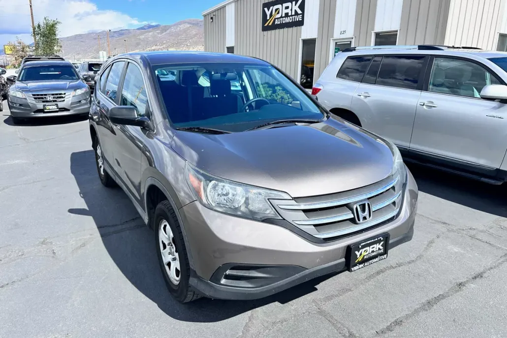 2013 Honda CR-V LX photo 1