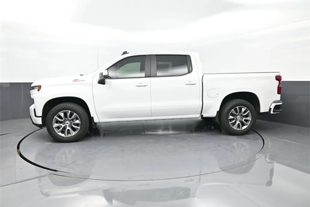 2022 Chevrolet Silverado 1500 RST photo 1