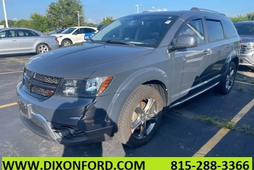 2017 Dodge Journey Crossroad photo 1