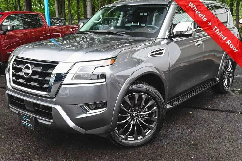 2024 Nissan Armada Platinum photo 1
