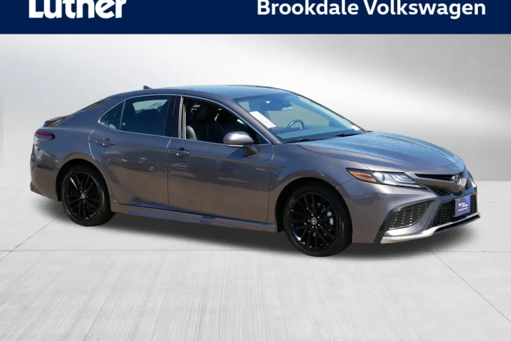 2023 Toyota Camry XSE photo 1