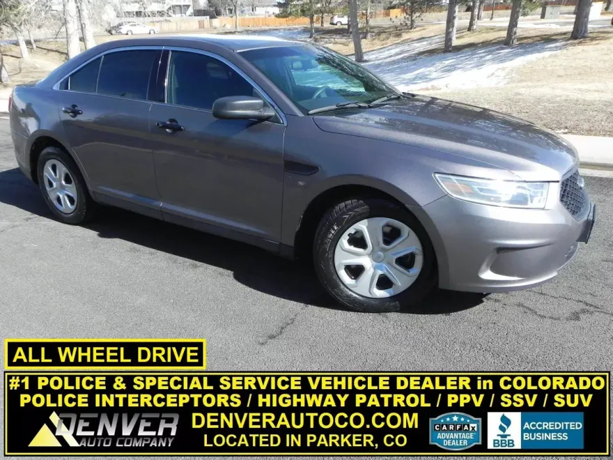 2017 Ford Taurus photo 1