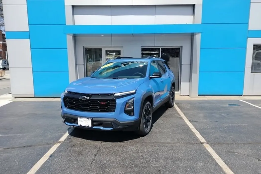 2025 Chevrolet Equinox RS photo 1